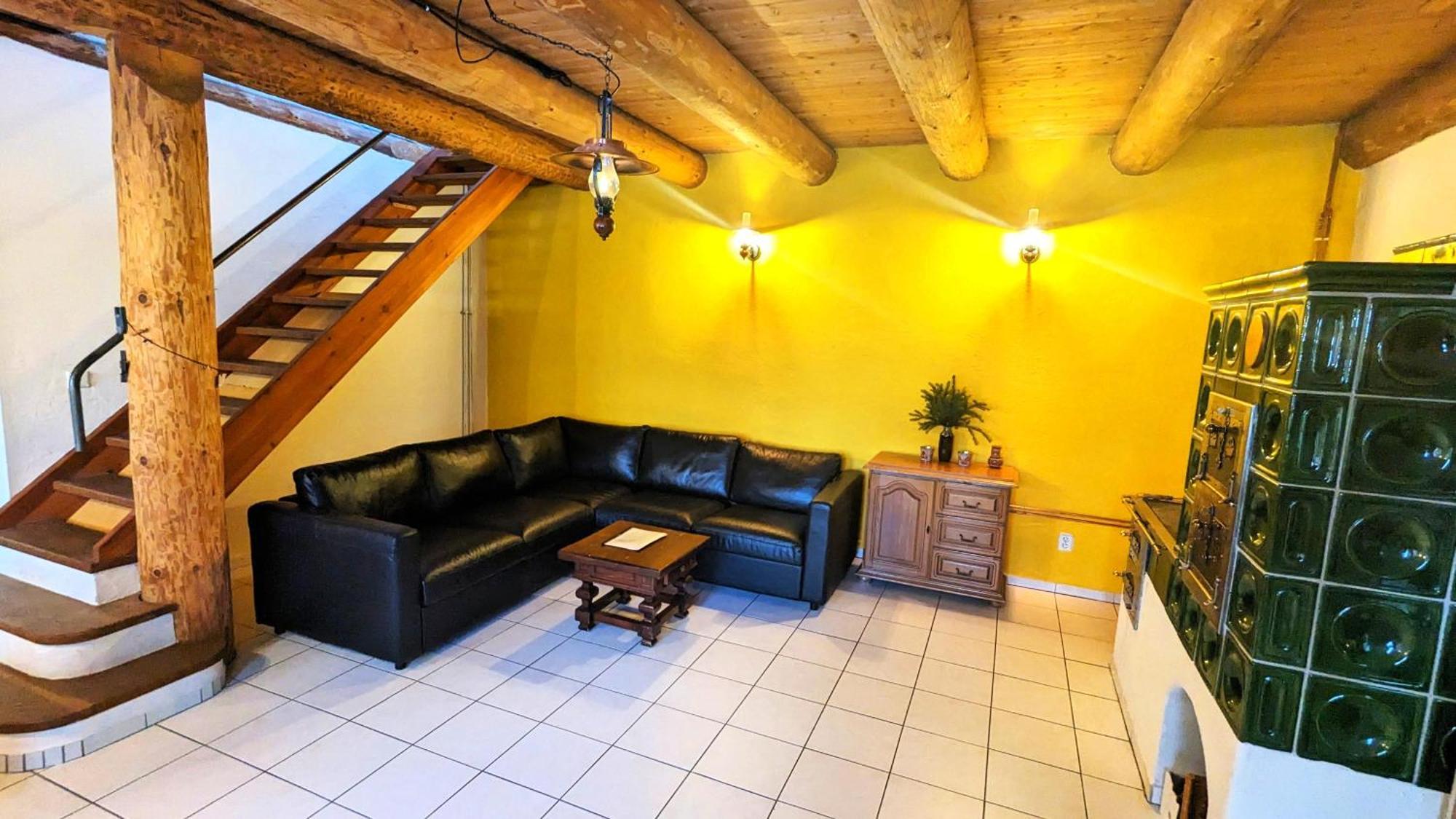 Rustikale Und Grosszuegige Ferienwohnung Kasperske Hory Buitenkant foto